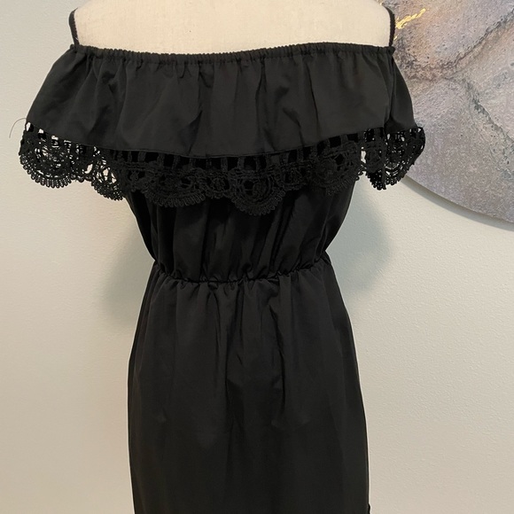 Amazon dress - Picture 2 of 4